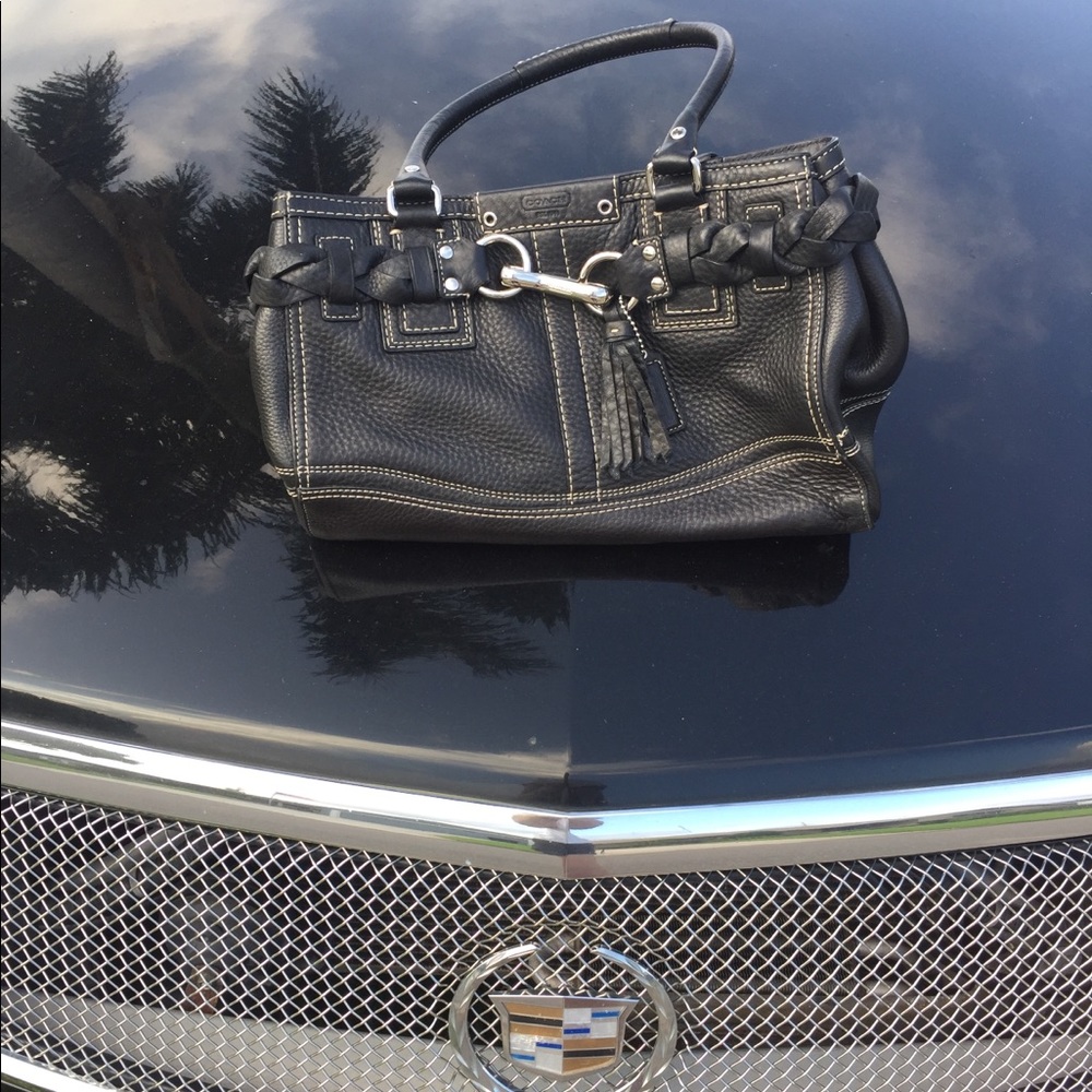 CCO 8Sep23 - Coach Classic Hamptons Black Leather Jackie O Bag - HP 18Aug2022!